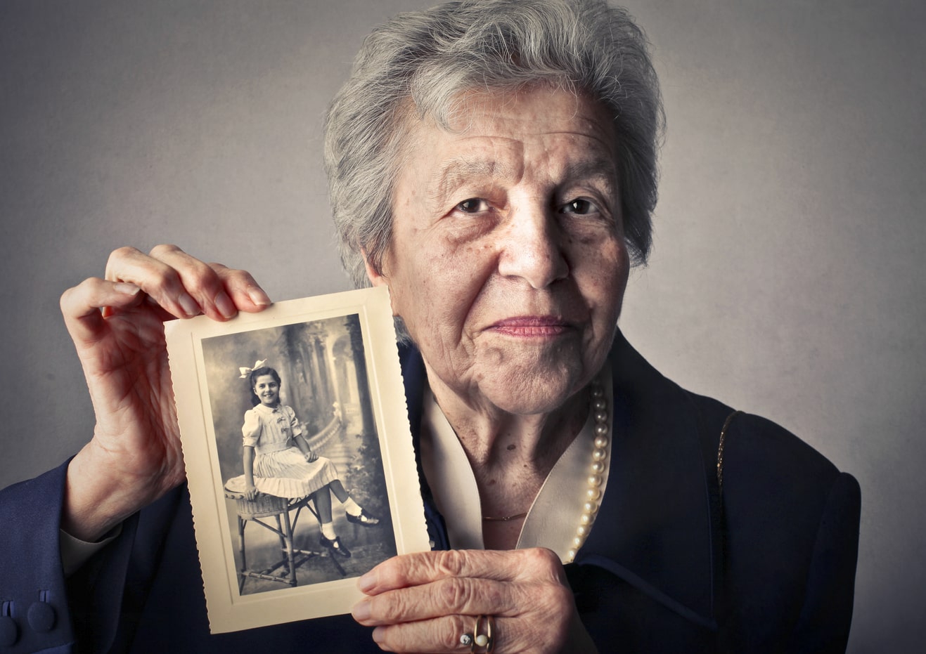 Restore and repair your old or damaged photos at Tashma Studio. We bring your memories back to life with professional photo restoration.